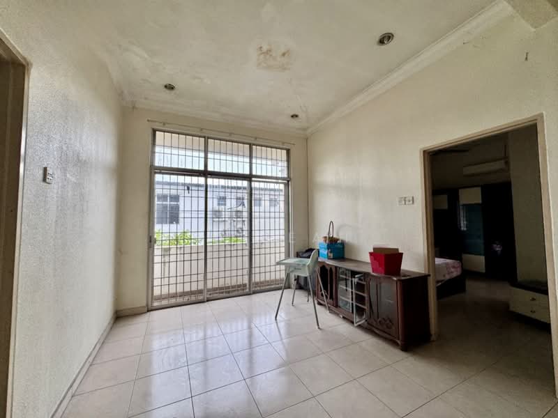 Semi-Detached House for Sale in Taman Sintar Indah (Nibong Tebal) - St Seah - Living Room - PropertyGuru.com.my