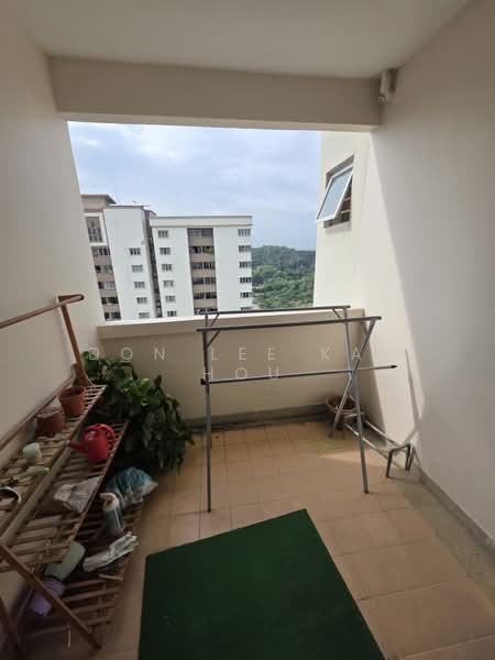 Kondominium untuk Dijual di Aman Heights Condominium - Don Lee Kah Hou - Balcony - PropertyGuru.com.my