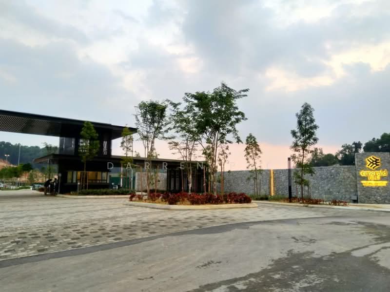 Kondominium untuk Dijual di Emerald Hill - Darren Pue - Exterior - PropertyGuru.com.my