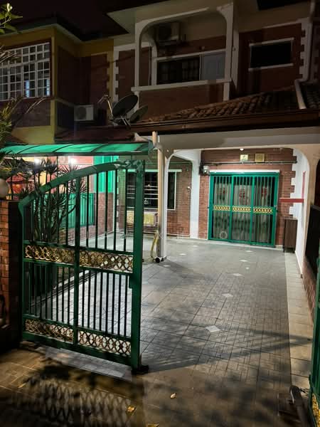 2-storey Terraced House for Rent in Kajang (Selangor) - Jay Khoo - Exterior - PropertyGuru.com.my