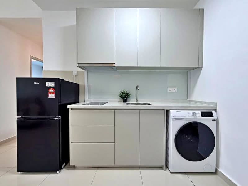 Service Residence for Rent at BeCentral @ i-City - Ray Lee - Kitchen - PropertyGuru.com.my