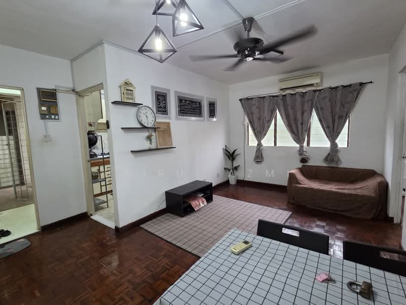Apartment for Rent at PKNS Seksyen 24 - Hairul Azmi - Living Room - PropertyGuru.com.my
