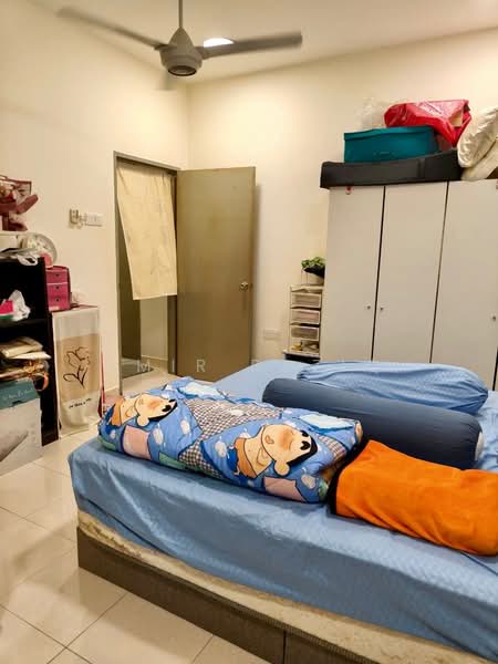 2-storey Terraced House for Sale in Taman Austin Duta (Tebrau) - Amir Raziq - Bedroom - PropertyGuru.com.my