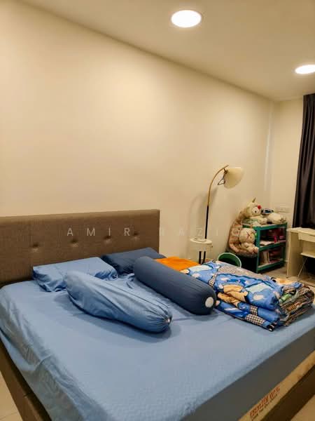 2-storey Terraced House for Sale in Taman Austin Duta (Tebrau) - Amir Raziq - Bedroom - PropertyGuru.com.my