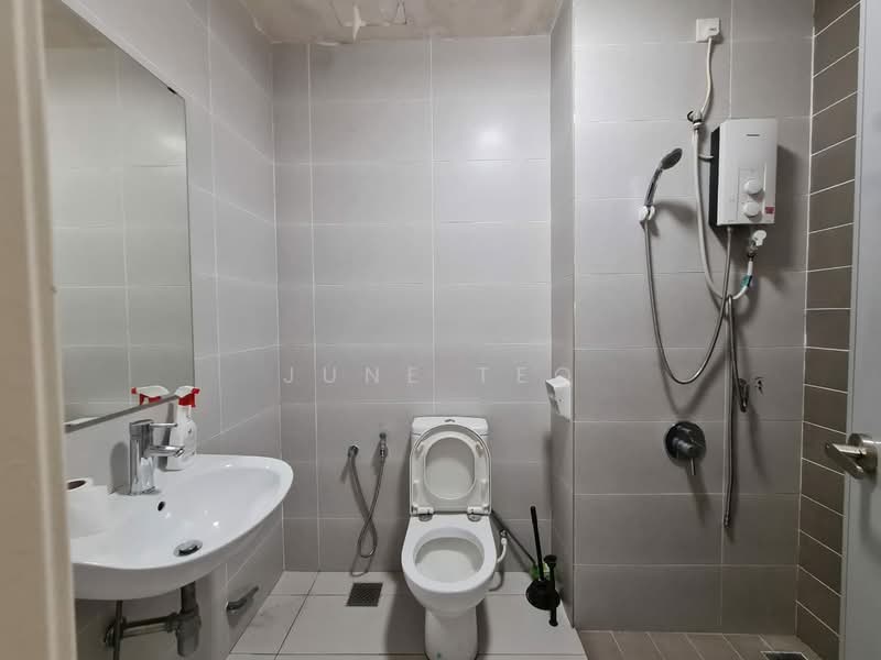 Apartment for Rent at PARC Regency (Residensi Masai) - June Teo - Bathroom - PropertyGuru.com.my