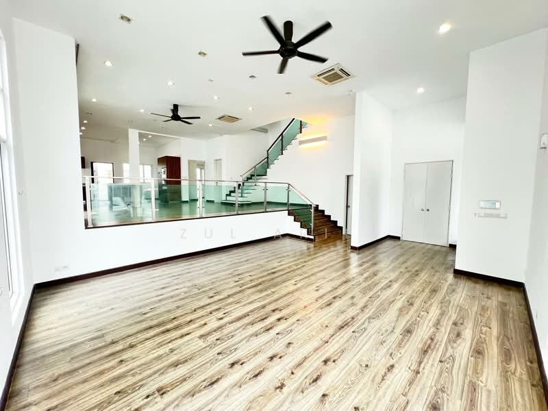 Semi-Detached House for Sale in Cyberjaya (Selangor) - Zul Arif - Living Room - PropertyGuru.com.my
