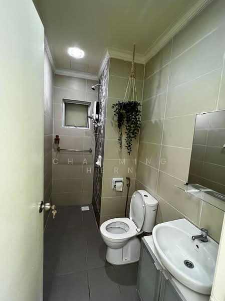 Kondominium untuk Disewa di D'suria Condominium - Chai Ming Hern - Bathroom - PropertyGuru.com.my