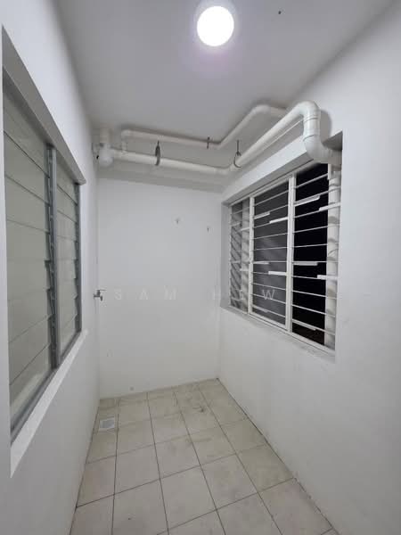 Apartment for Rent at Kayangan - Sam Hew - Balcony - PropertyGuru.com.my