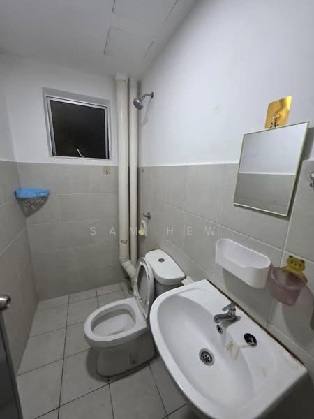 Apartment for Rent at Kayangan - Sam Hew - Bathroom - PropertyGuru.com.my