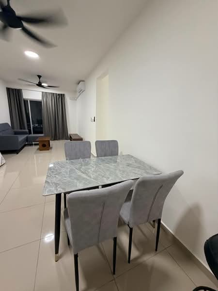 Pangsapuri untuk Dijual di Jade View - Farah Rasul - Living Room - PropertyGuru.com.my