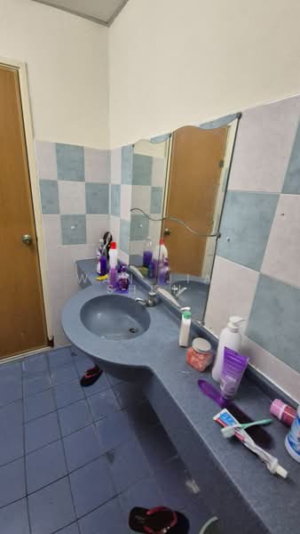 Condominium for Sale at Platinum Hill PV 5 - Wan Jia Shun - Bathroom - PropertyGuru.com.my