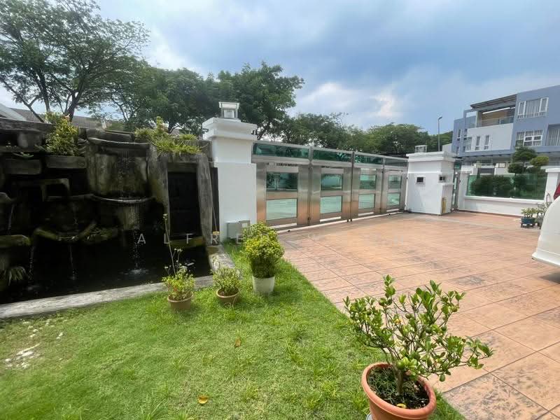 Semi-Detached House for Sale in Puchong (Selangor) - Alfred Woon - Exterior - PropertyGuru.com.my