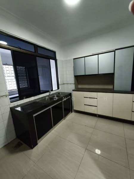 Rumah Teres 2 Tingkat untuk Dijual di Taman Bukit Mewah (Tampoi) - Ee Fong Toh - Kitchen - PropertyGuru.com.my