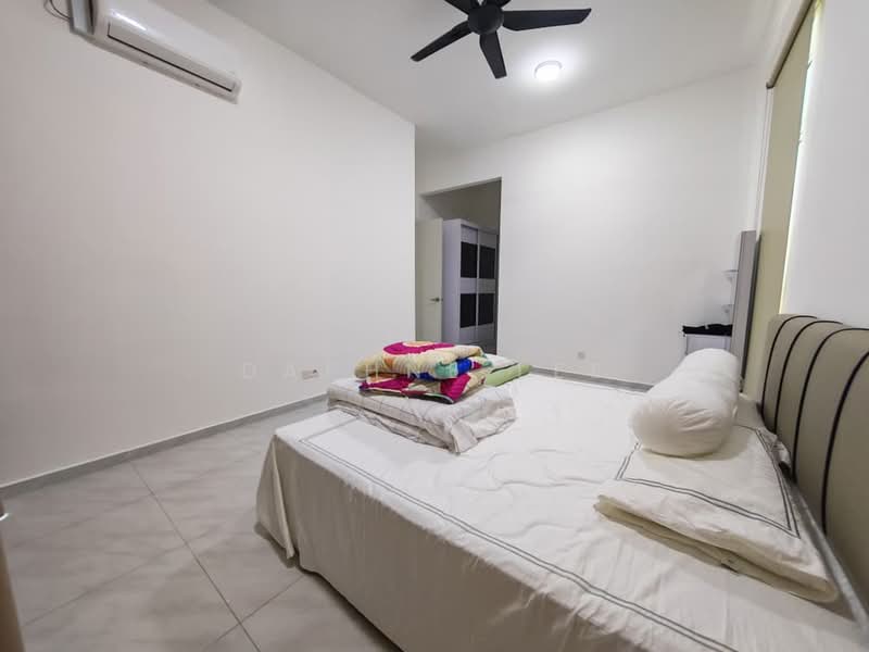 Service Residence for Rent at THE SENAI GARDEN (PANGSAPURI IMPIAN SENAI) - Daphne Lee - Bedroom - PropertyGuru.com.my
