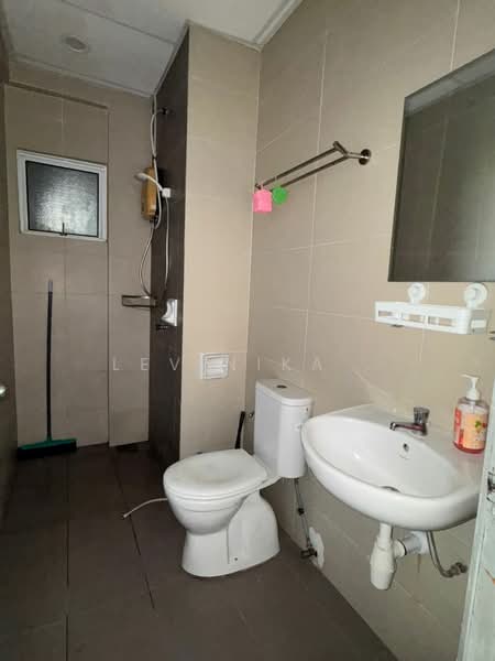 Kondominium untuk Disewa di D'suria Condominium - Levinika . - PropertyGuru.com.my