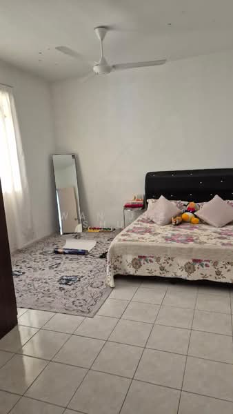 Kondominium untuk Dijual di Platinum Hill PV 3 - Wan Jia Shun - Bedroom - PropertyGuru.com.my