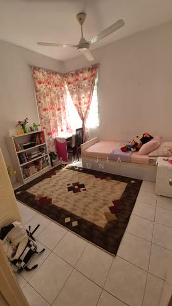 Kondominium untuk Dijual di Platinum Hill PV 3 - Wan Jia Shun - Bedroom - PropertyGuru.com.my