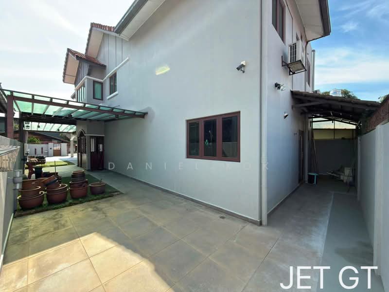 Semi-Detached House for Sale in Kampung Rantau Panjang (Kapar) - Daniel Kok - Exterior - PropertyGuru.com.my