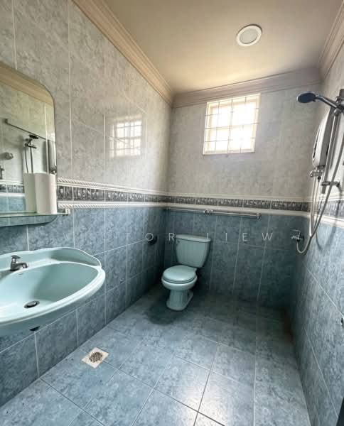 Rumah Teres 2 Tingkat untuk Dijual di Seksyen 6 (Kota Damansara) - Victor Liew - Bathroom - PropertyGuru.com.my