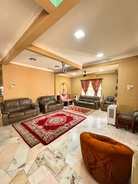 Bungalow for Sale in Bandar Country Homes (Rawang) - Raymerc Lim - Living Room - PropertyGuru.com.my
