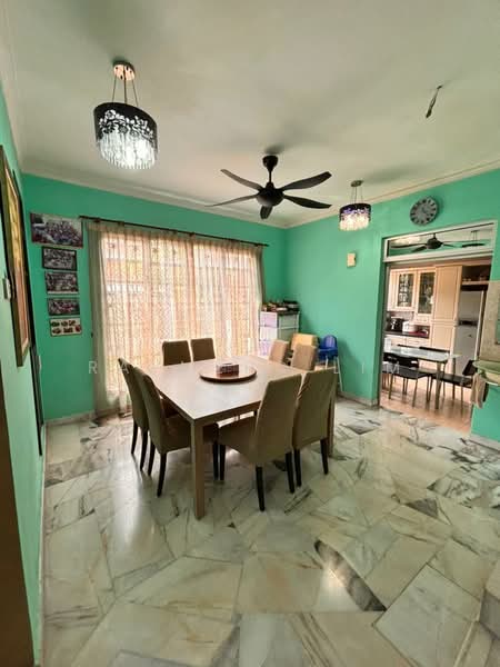 Bungalow for Sale in Bandar Country Homes (Rawang) - Raymerc Lim - Dining Room - PropertyGuru.com.my