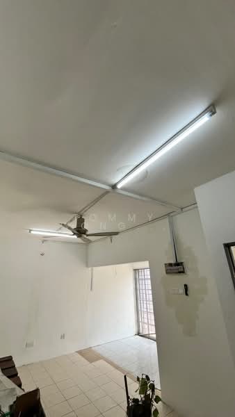 2-storey Terraced House for Sale in Seri Kembangan (Selangor) - Tommy Wong Phang - Interior - PropertyGuru.com.my