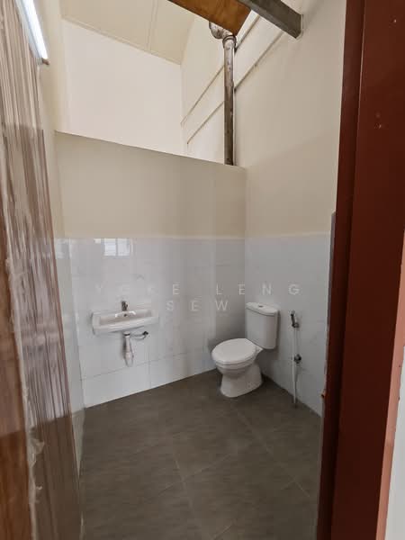 Rumah Teres 2 Tingkat untuk Dijual di Jinjang (Kuala Lumpur) - Yoke Leng Sew - Bathroom - PropertyGuru.com.my