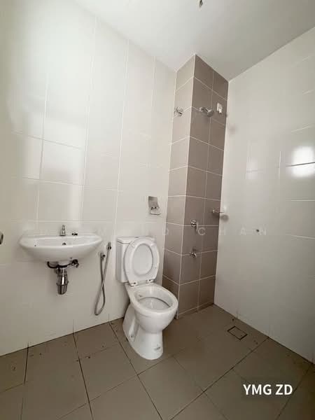 2-storey Terraced House for Sale in Bandar Bukit Raja (Klang) - Desmond Chan - Bathroom - PropertyGuru.com.my