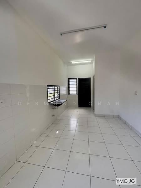 Rumah Teres 2 Tingkat untuk Dijual di Bandar Bukit Raja (Klang) - Desmond Chan - Kitchen - PropertyGuru.com.my