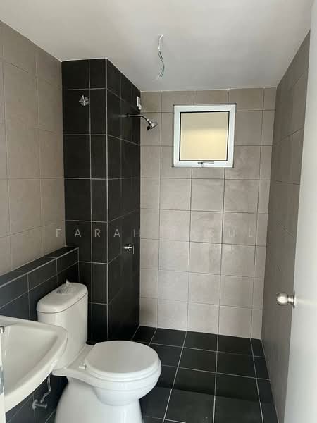 Condominium for Rent at Residensi Dutamas Dahlia - Farah Rasul - PropertyGuru.com.my