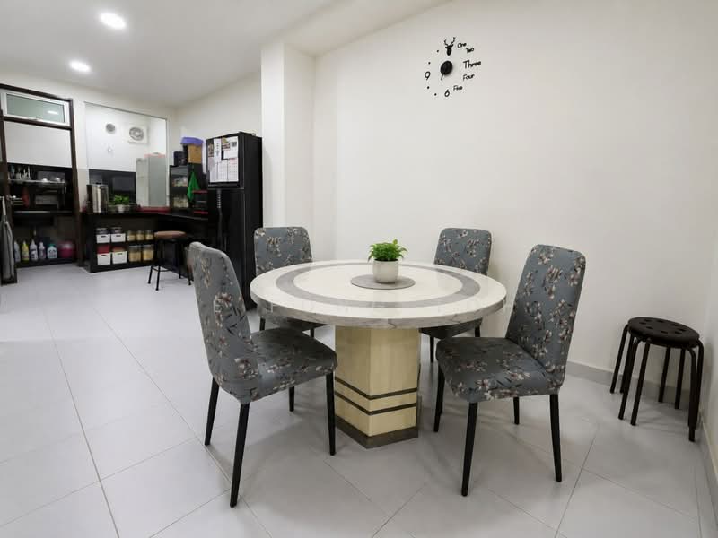 2.5-storey Terraced House for Sale in Taman Pulai Mutiara (Iskandar Puteri (Nusajaya)) - Ee Fong Toh - Dining Room - PropertyGuru.com.my