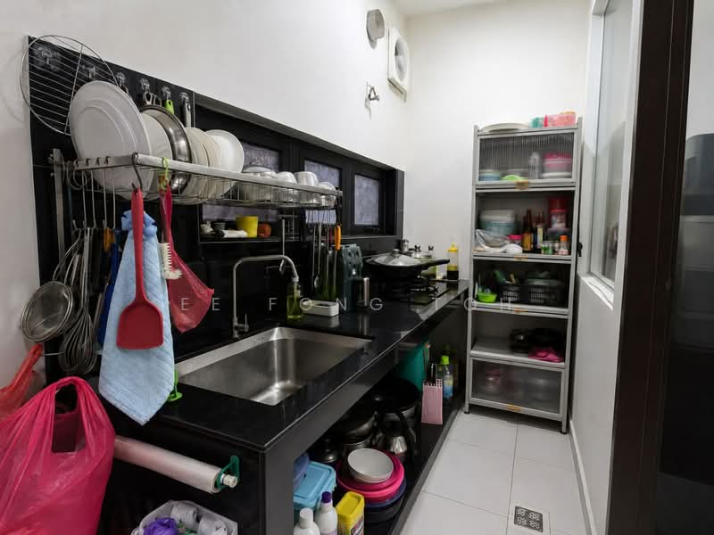 2.5-storey Terraced House for Sale in Taman Pulai Mutiara (Iskandar Puteri (Nusajaya)) - Ee Fong Toh - Kitchen - PropertyGuru.com.my