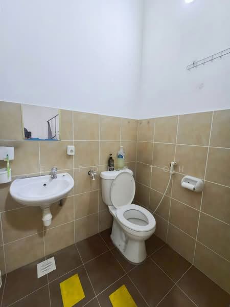 2.5-storey Terraced House for Sale in Taman Pulai Mutiara (Iskandar Puteri (Nusajaya)) - Ee Fong Toh - Bathroom - PropertyGuru.com.my