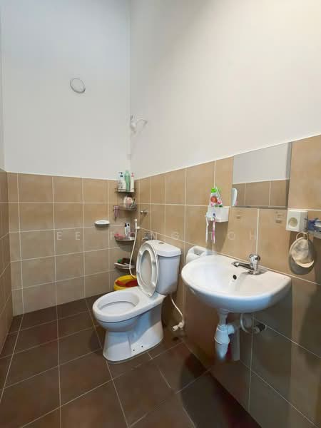 2.5-storey Terraced House for Sale in Taman Pulai Mutiara (Iskandar Puteri (Nusajaya)) - Ee Fong Toh - Bathroom - PropertyGuru.com.my