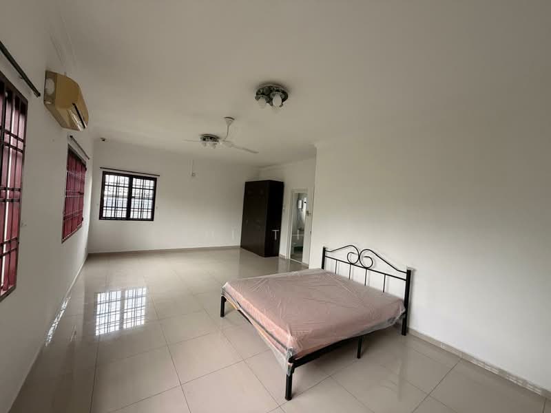 Bungalow for Sale in Bandar Putra (Kulai) - Shi Ting - PropertyGuru.com.my