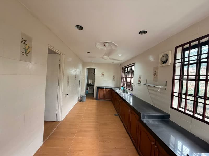 Bungalow for Sale in Bandar Putra (Kulai) - Shi Ting - PropertyGuru.com.my