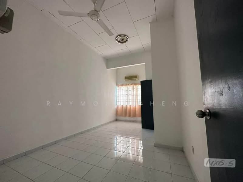 2-storey Terraced House for Rent in Port Klang (Pelabuhan Klang) (Selangor) - Raymond Cheng - Interior - PropertyGuru.com.my