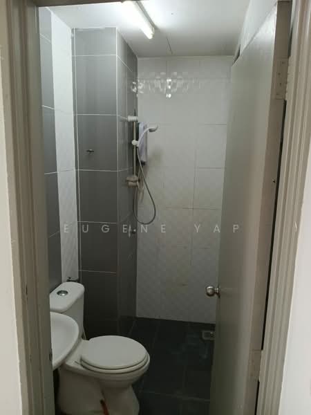 Kondominium untuk Dijual di 228 Kondominium - Eugene Yap - PropertyGuru.com.my