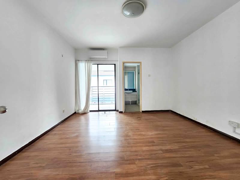 3-storey Terraced House for Sale in Lake Fields (Sungai Besi) - Suki Tan - PropertyGuru.com.my