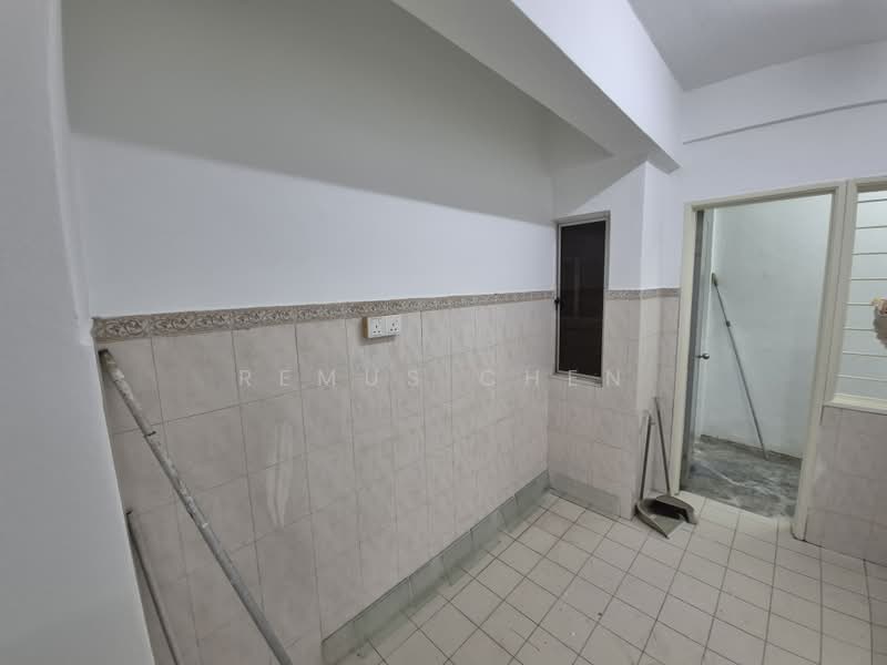 Kondominium untuk Dijual di Pelangi Damansara - Remus Chen - Interior - PropertyGuru.com.my