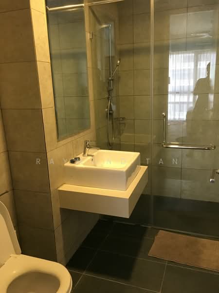 Service Residence for Sale at Cascades Residency - Raymond Tan - Bathroom - PropertyGuru.com.my