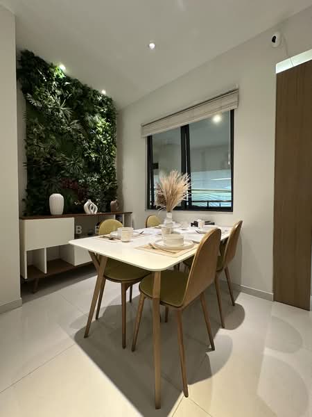 Condominium for Sale at Forest City - Bella Tan - Dining Room - PropertyGuru.com.my