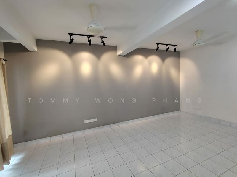 Rumah Teres 2 Tingkat untuk Dijual di Taman Puncak Jalil (Seri Kembangan) - Tommy Wong Phang - Interior - PropertyGuru.com.my