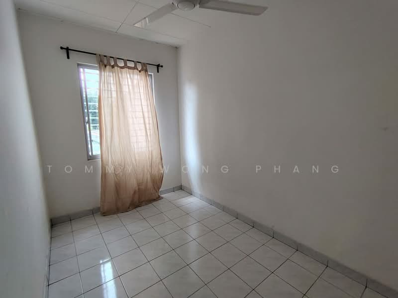 Rumah Teres 2 Tingkat untuk Dijual di Taman Puncak Jalil (Seri Kembangan) - Tommy Wong Phang - Interior - PropertyGuru.com.my
