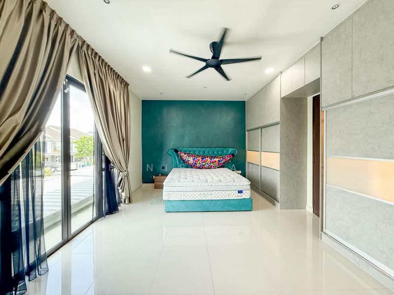 Rumah Teres 2.5 Tingkat untuk Dijual di Seksyen 16 (Shah Alam) - Hanif Hanz - Bedroom - PropertyGuru.com.my