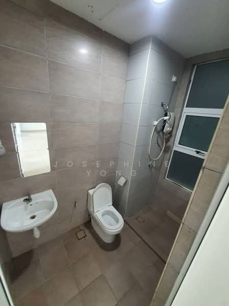 Service Residence for Rent at D'carlton (Residensi Seri Mega) - Josephine Yong - Bathroom - PropertyGuru.com.my