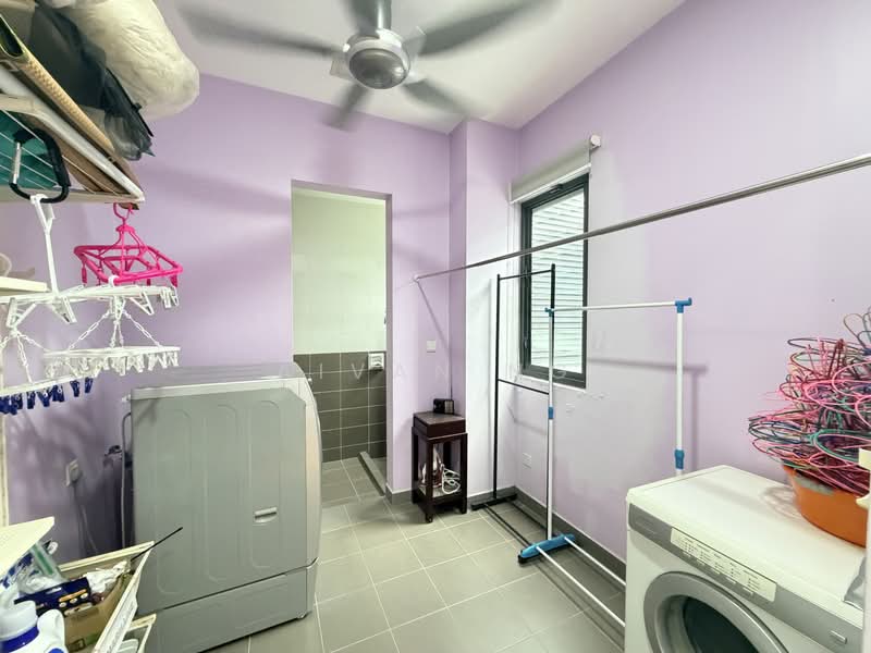 Rumah Berkembar untuk Dijual di Bandar Sungai Long (Selangor) - Aivan Ng - PropertyGuru.com.my