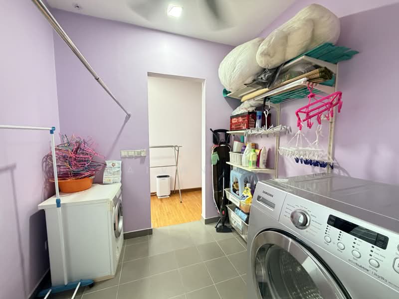 Rumah Berkembar untuk Dijual di Bandar Sungai Long (Selangor) - Aivan Ng - PropertyGuru.com.my