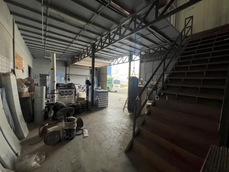 Warehouse for Rent in Kampung Baru Sungai Buloh (Sungai Buloh) - Afiqah zaidi - PropertyGuru.com.my