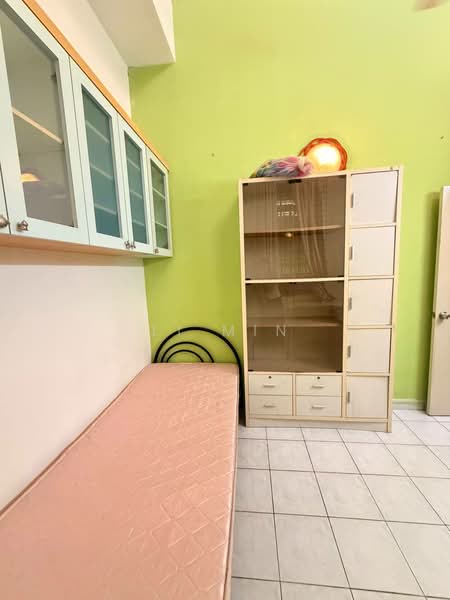 1-storey Terraced House for Rent in Taman Pelangi Indah (Ulu Tiram) - Li Min - Bedroom - PropertyGuru.com.my